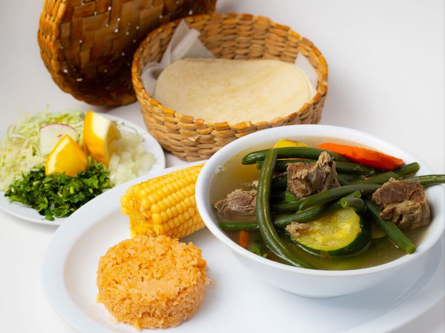 Caldo de Res