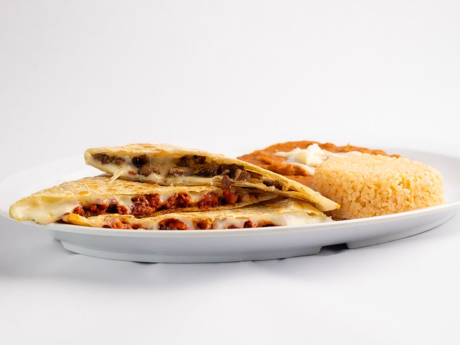 Quesadilla Mixta